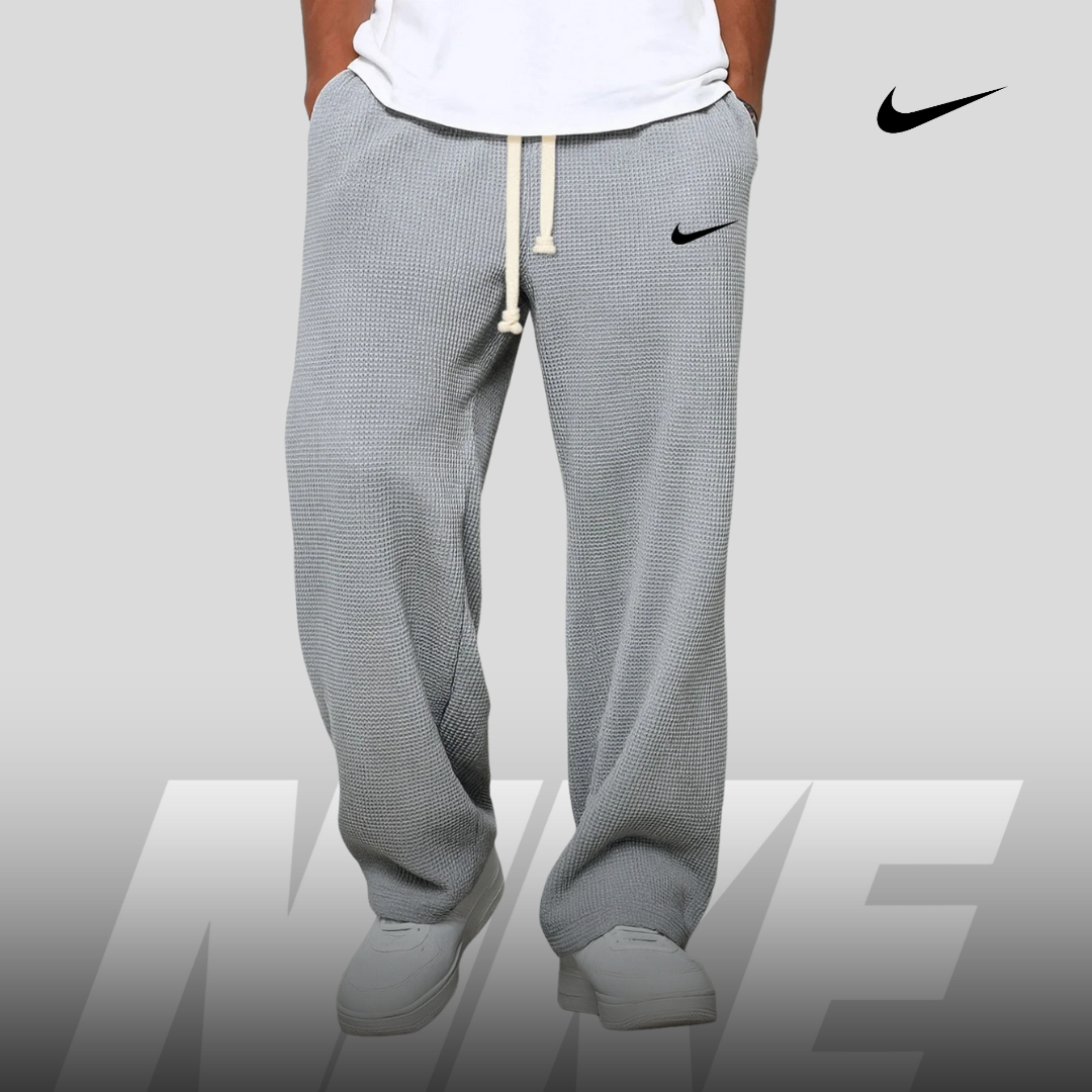 NK AEROFORM™ Limited Edition Trousers