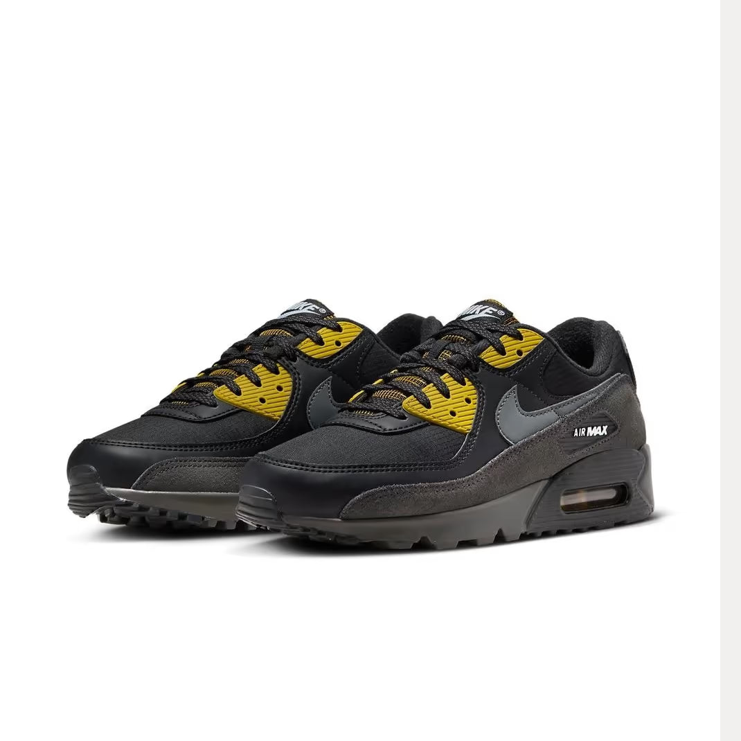 Nike Air Max 90 Low-Top Running and Walking Shoes