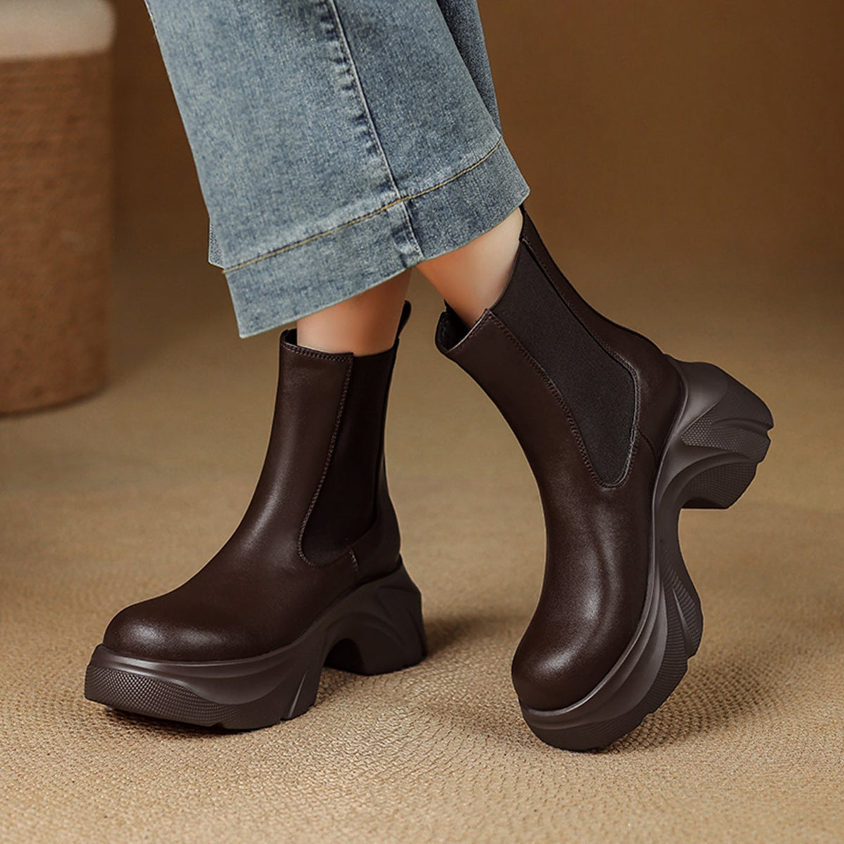 Luna | Women's Chelsea Boots