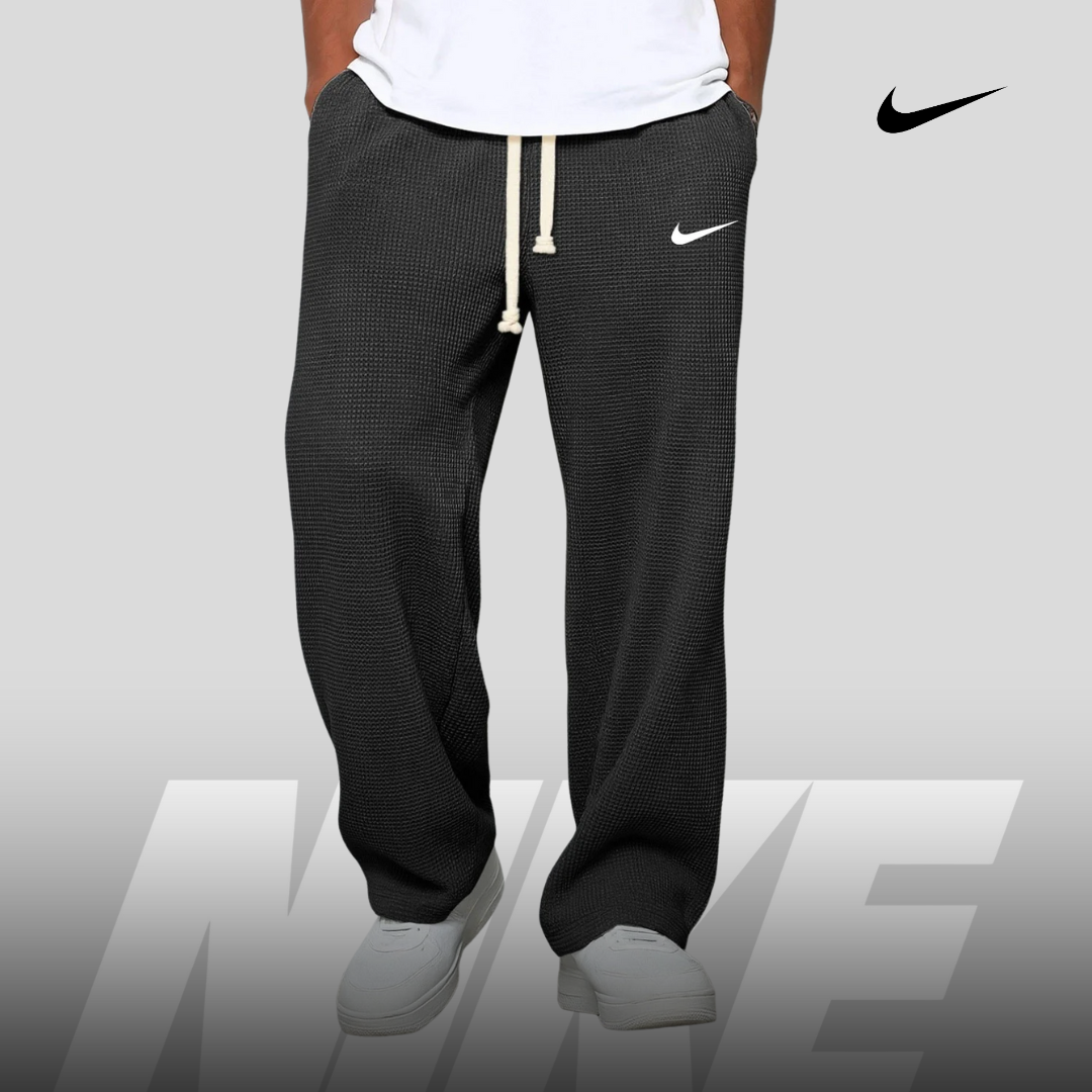 NK AEROFORM™ Limited Edition Trousers