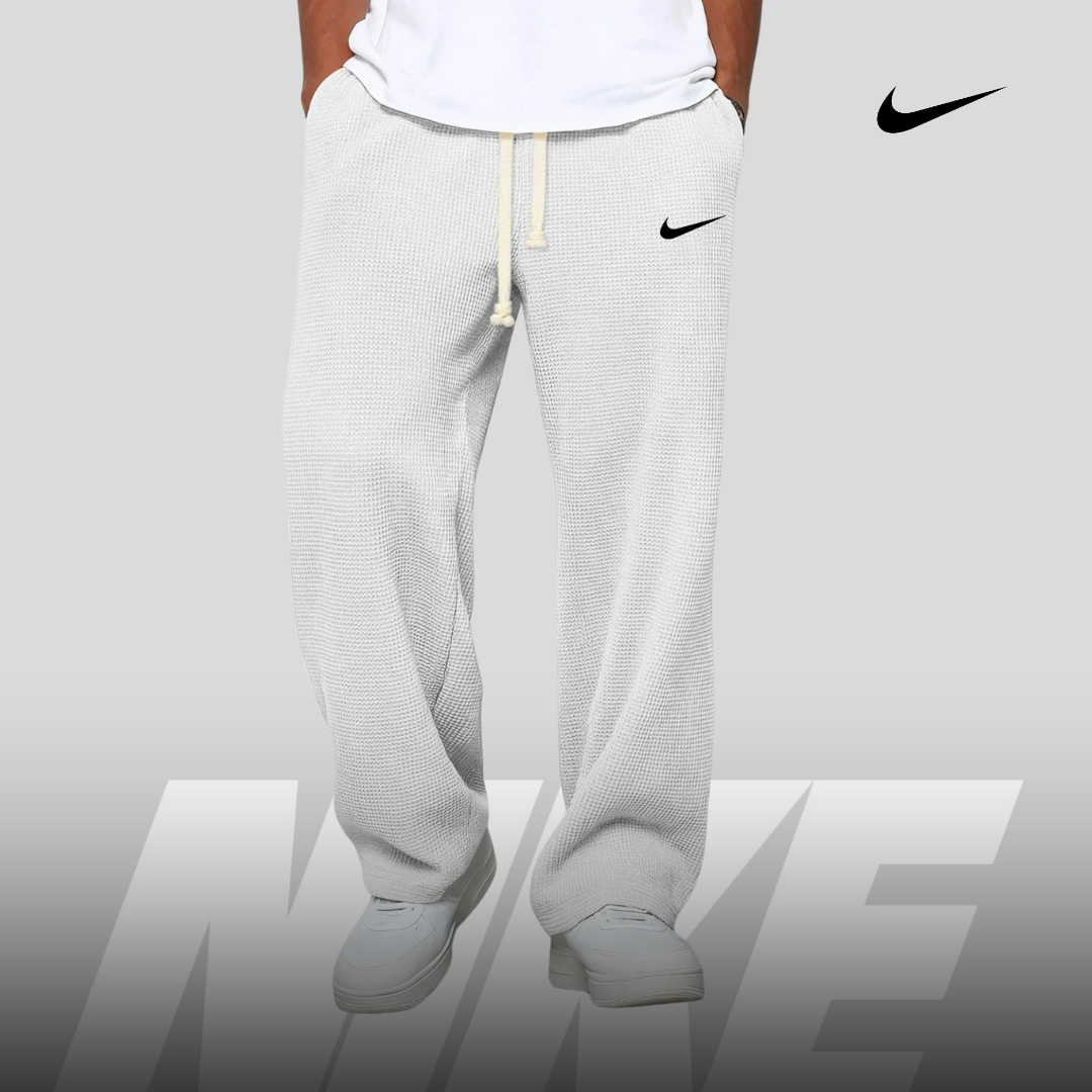 NK AEROFORM™ Limited Edition Trousers