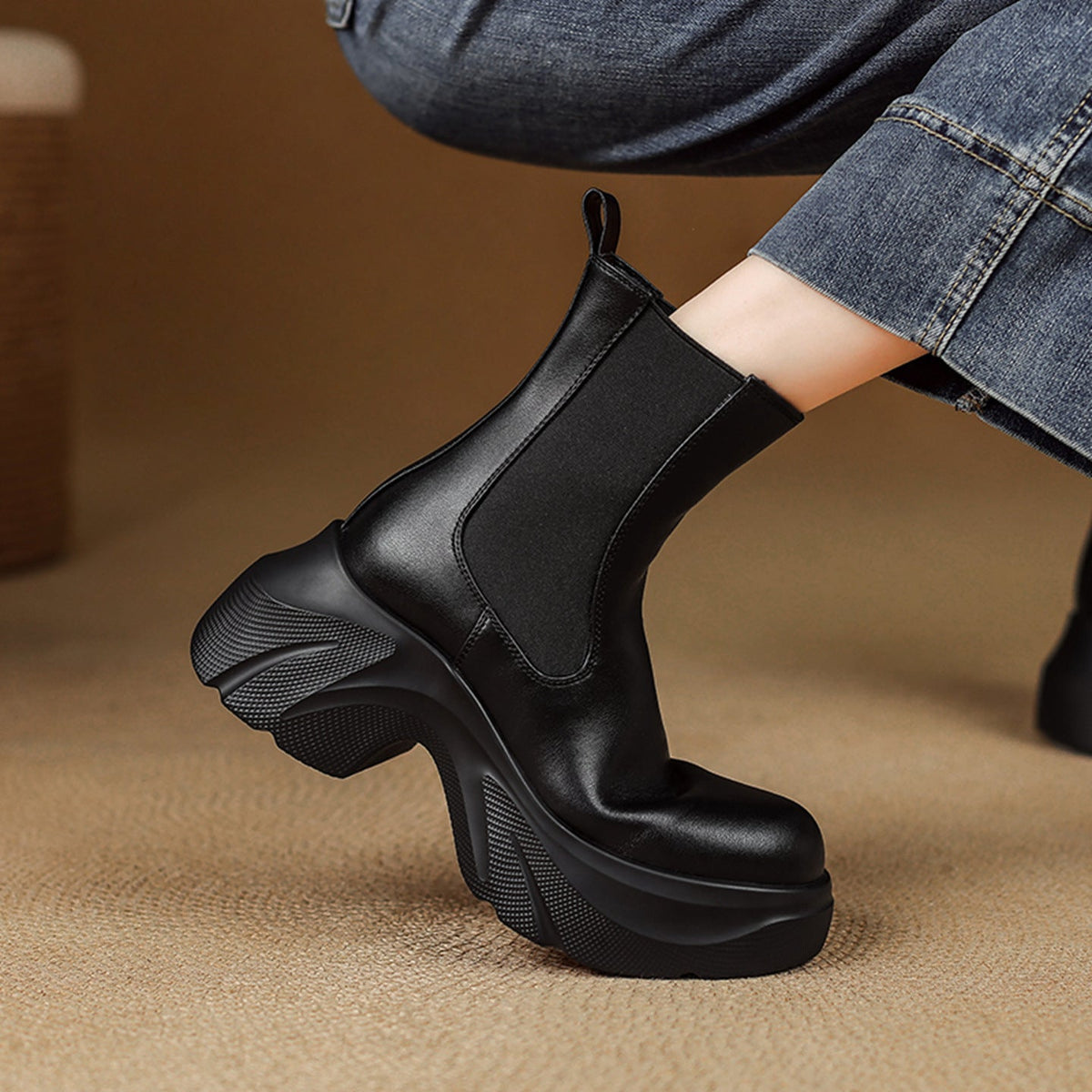 Luna | Women's Chelsea Boots