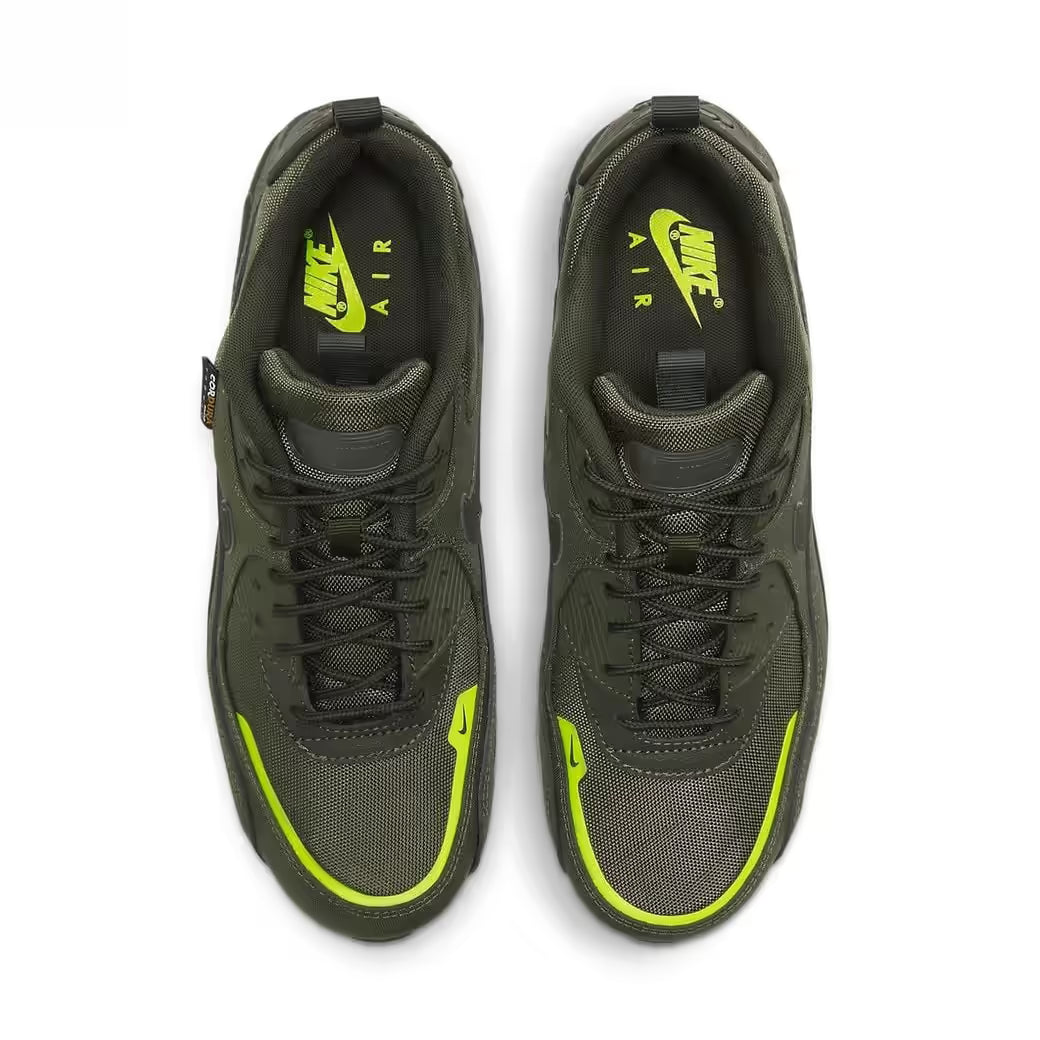 Nike Air Max 90 Low-Top Running and Walking Shoes